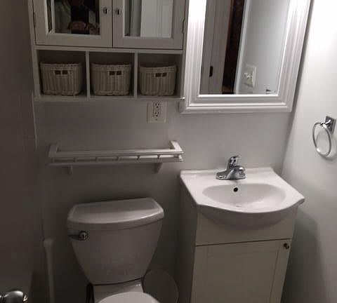 Front Bathroom1
