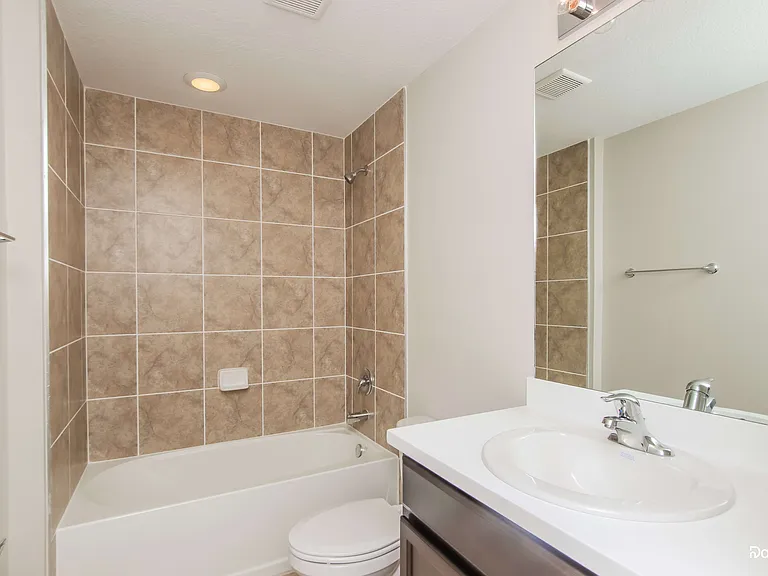 490 Hatcher St SE — Photo 10