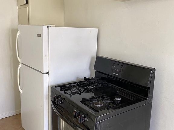 4th image of 11747 Dorothy St #8