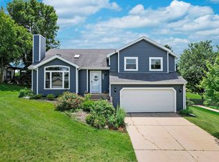 5637 Montadale St, Fitchburg, WI 53711