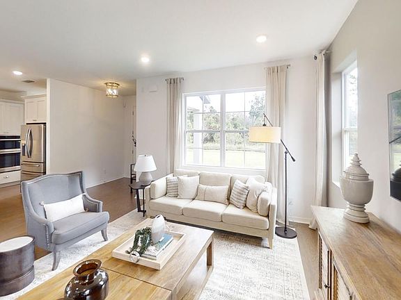 Northlake at Ovation - Chapin Interior Image 3