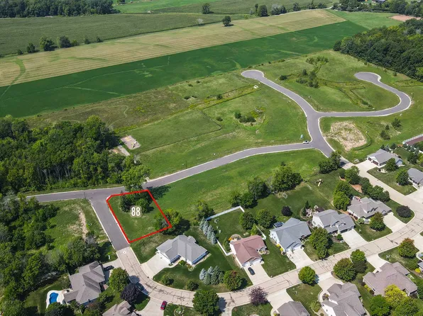 Tana Ln #88, Menasha, WI 54952