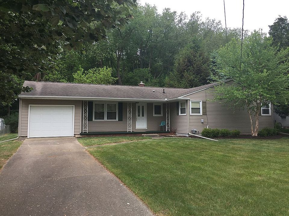 1st image of 517 Sibley Ln