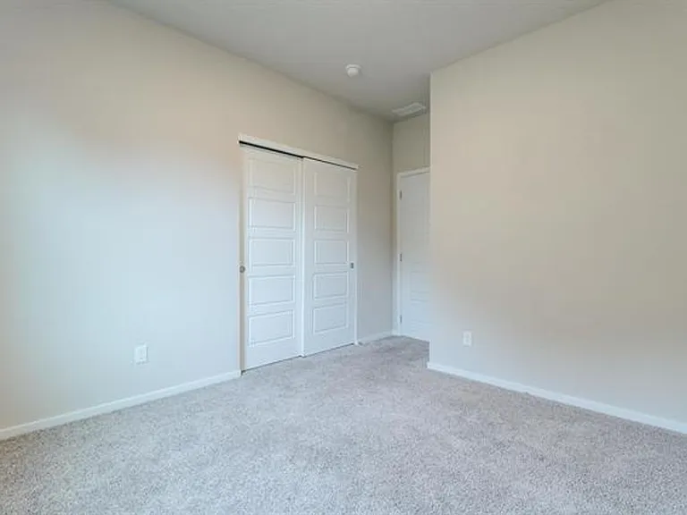 8207 S Avery Rd — Photo 28