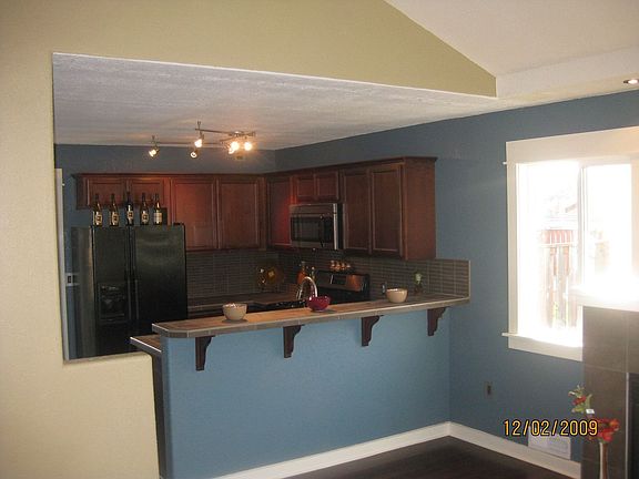 Vaulted Living room 