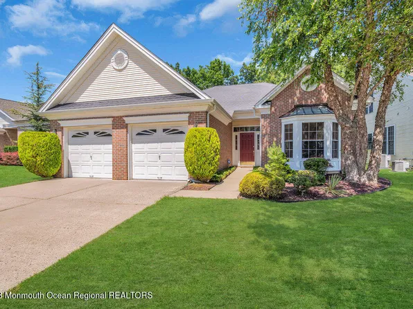 59 Oakmont Lane, Jackson, NJ 08527