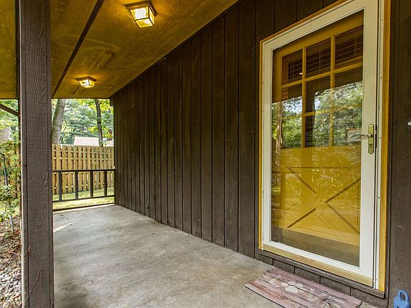 3rd image of 52713 Winding Waters Ln