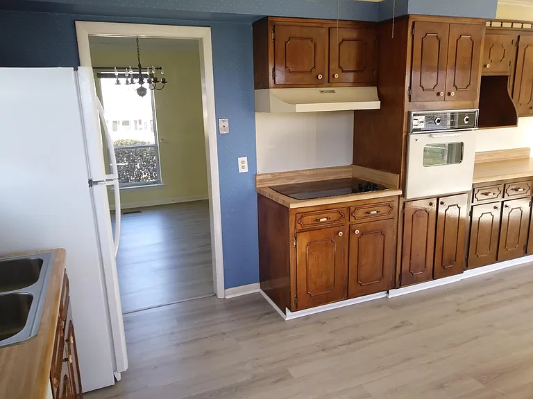 2512 Sharron Dr — Photo 7