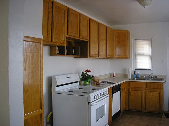 4th image of 510 Delamar Ave NW