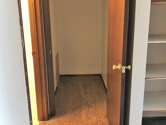 5th image of 415 S Wasson Ln #107
