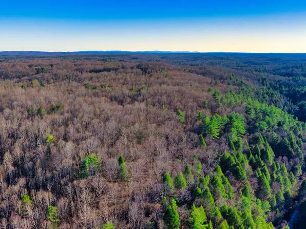 4 Ervin Brown Rd, Sunbright, TN 37872