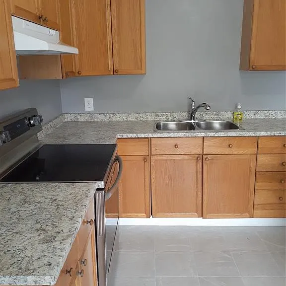 8080 Clairview Ave — Photo 3