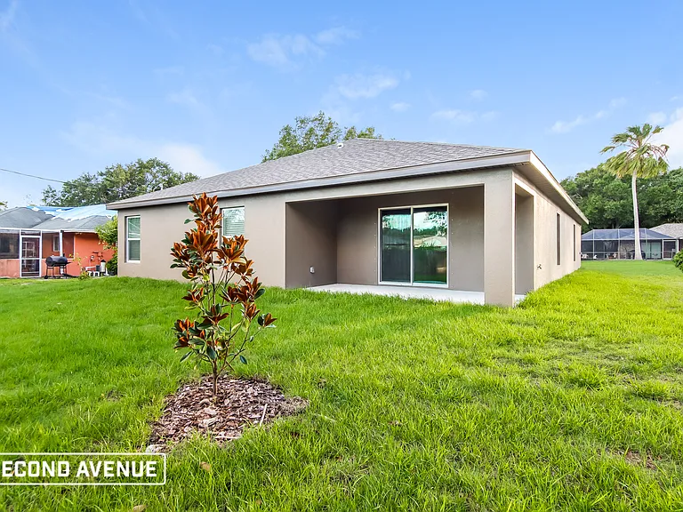 715 Hanau Ave NW — Photo 14