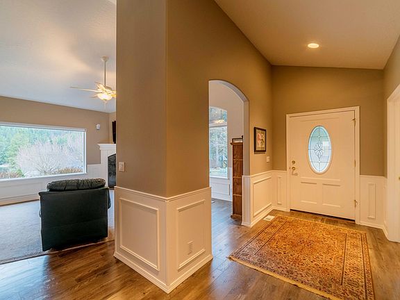 3rd image of 5292 E Shoreline Dr