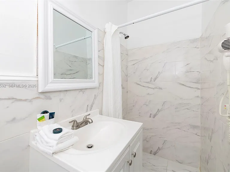 6760 Collins Ave #29 — Photo 6