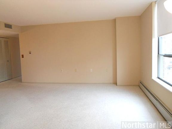 3rd image of 6615 Lake Shore Dr S APT 800