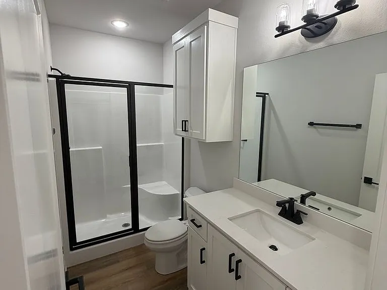 513 W Dallas St — Photo 9