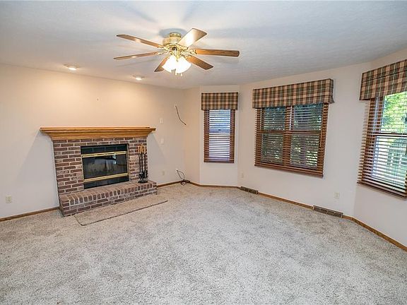 4th image of 5221 Sassafras Dr