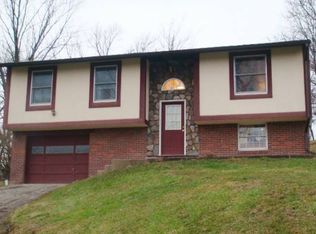113 Mawhinney Rd, Cecil, PA 15321