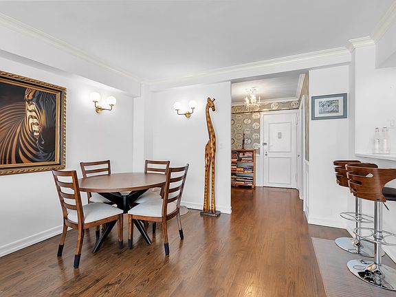 2nd image of 415 E 52nd St APT 8MC