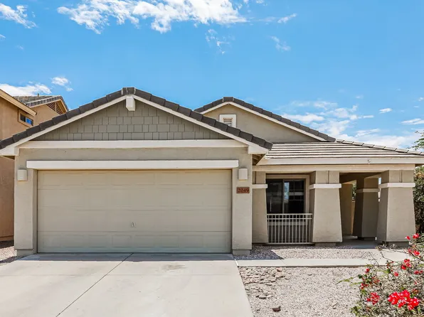 2049 W Gold Mine Way, San Tan Valley, AZ 85142