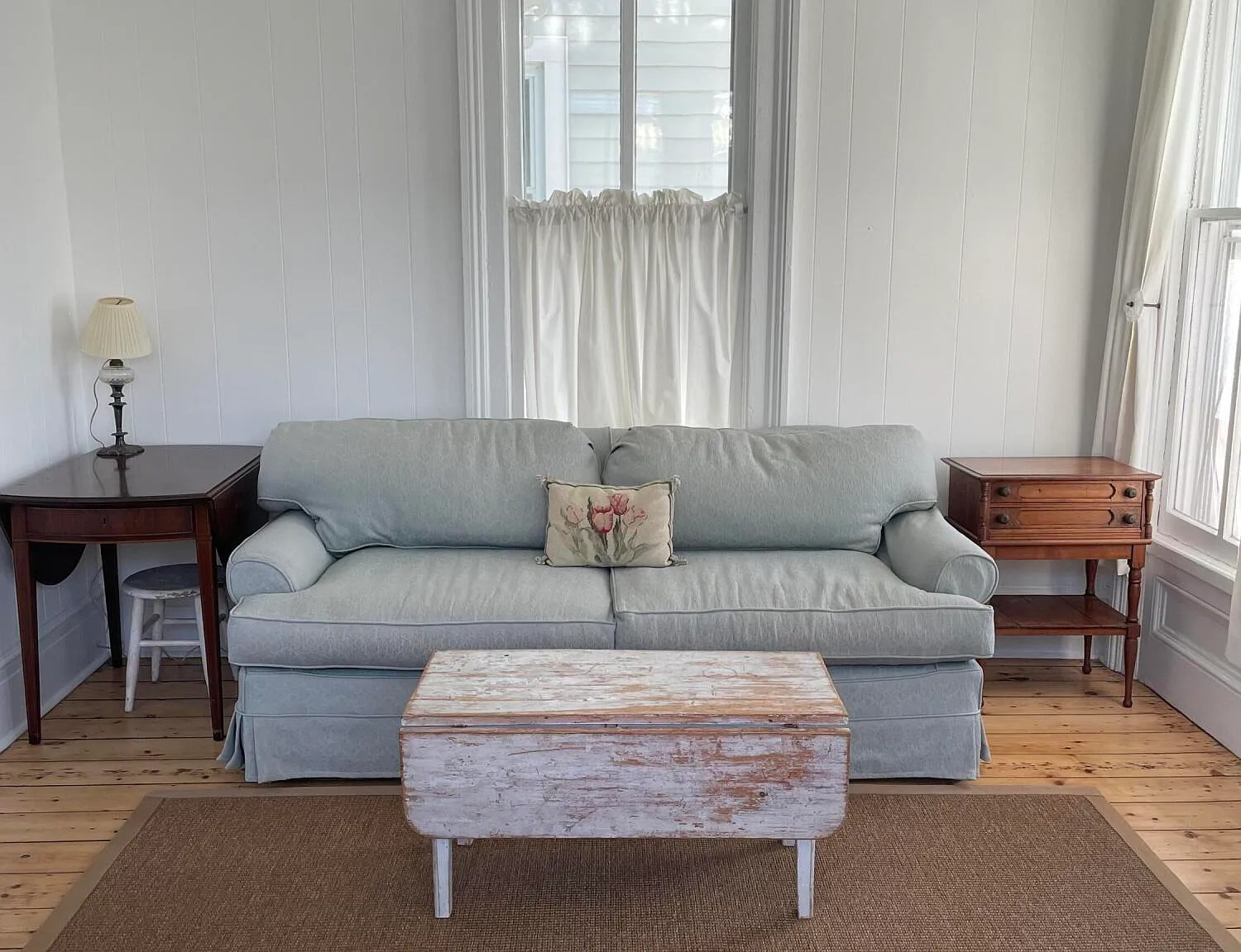 5 bed, 2184 sqft, $5,500 — Photo 3
