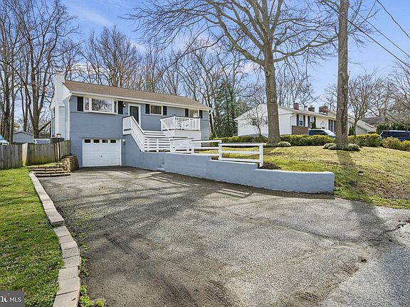 2nd image of 119 Meade Dr