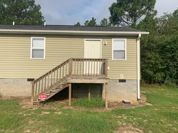 487 Bush Berry Rd APT B, Pelion, SC 29123