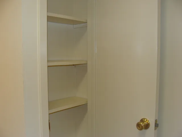 404 Neches St #G — Photo 12