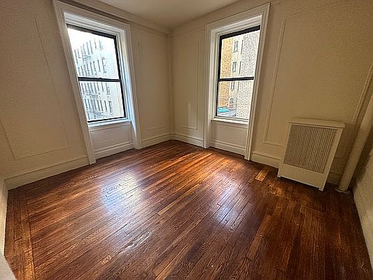 1st image of 3656 Broadway #4