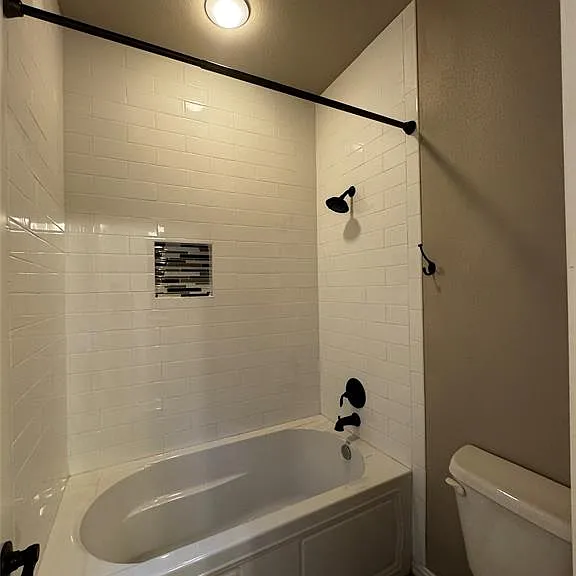 250 Southlake Dr — Photo 24