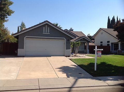 2nd image of 4224 Wild Ivy Ln