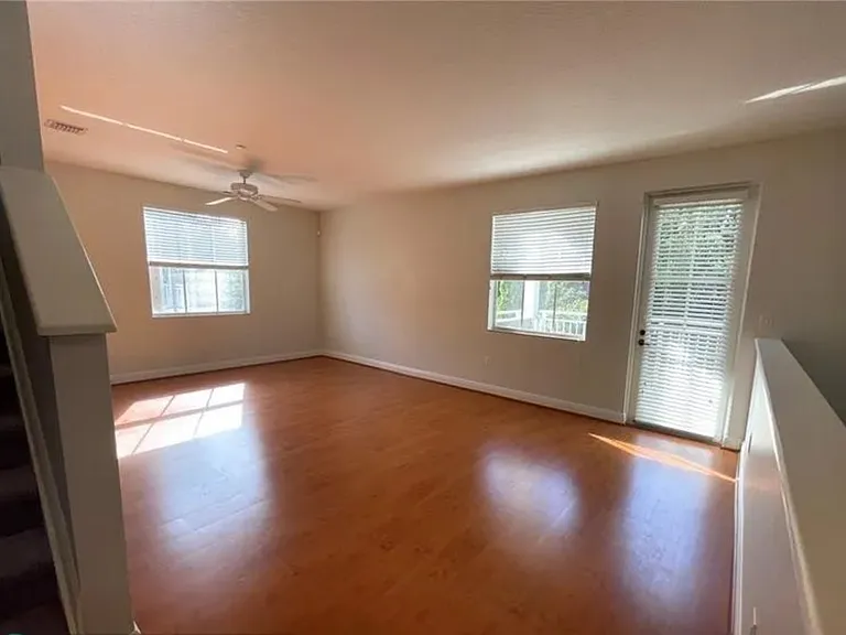 372 SW 14th Ave #372 — Photo 8