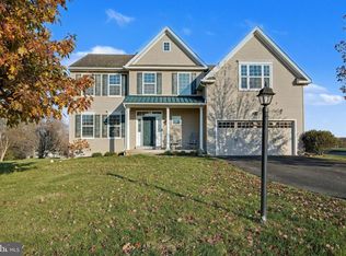 118 Fairbrook Dr, Gilbertsville, PA 19525