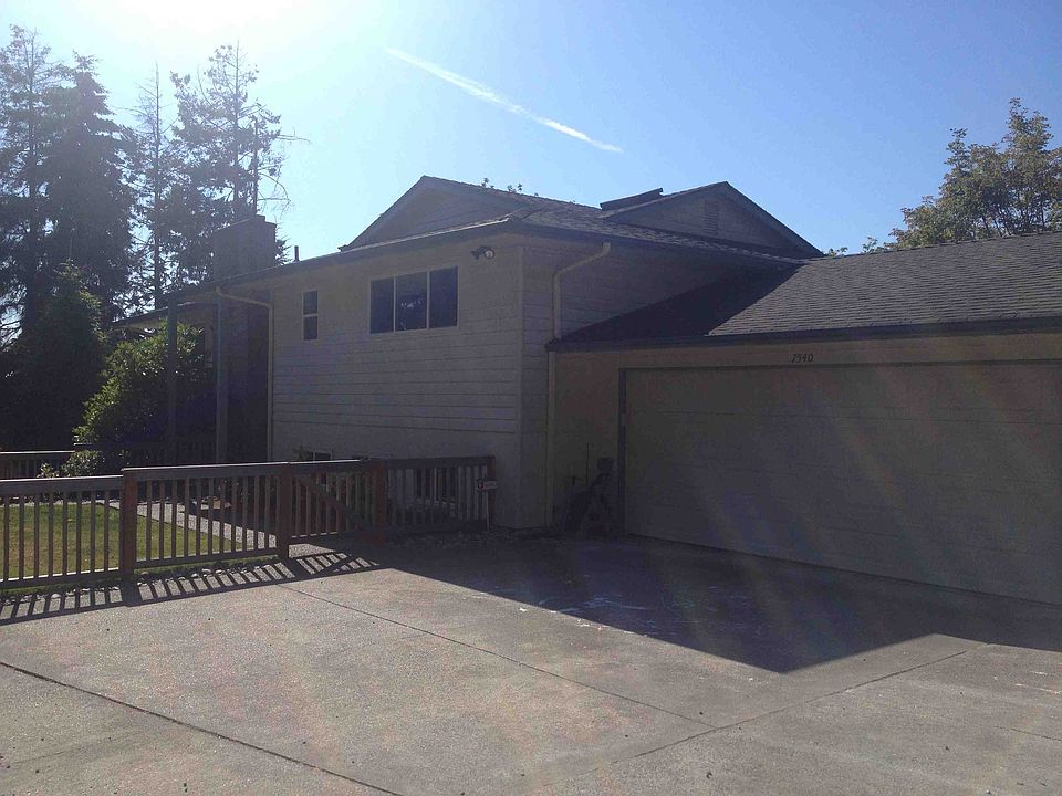 2nd image of 7530 58th Ave NE