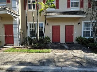 661 NW 42nd Ave, Fort Lauderdale, FL 33317