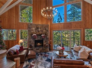 26621 Thunderbird Dr, Lake Arrowhead, CA 92352