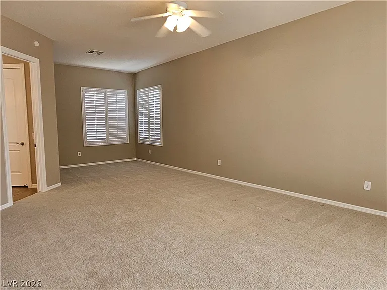 2139 Twin Falls Dr — Photo 29