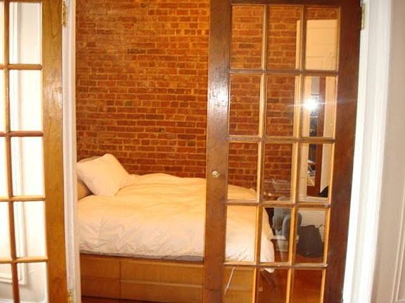 3rd image of 57 W 82nd St APT 6