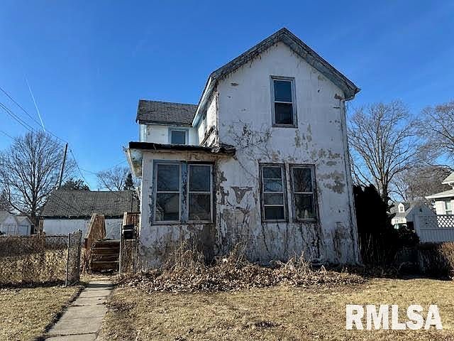 1st image of 2822 Harrison St