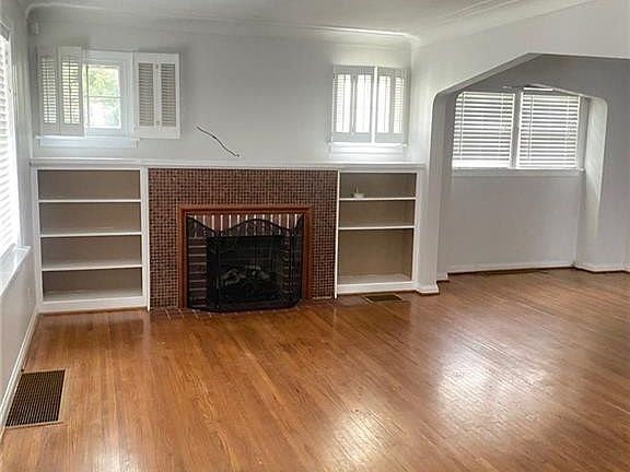 2nd image of 4518 N Lockwood Ave