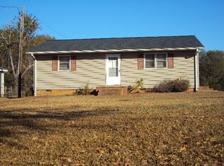 217 Bunche Cir, Cowpens, SC 29330