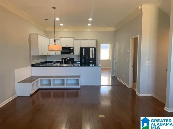 2074 Ross Park Way, Birmingham, AL 35226