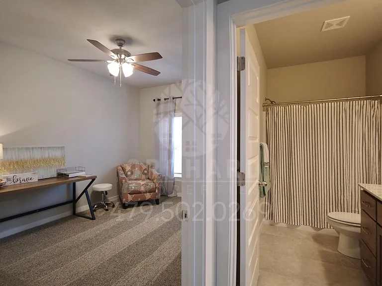 1900 E Brookview Dr — Photo 24