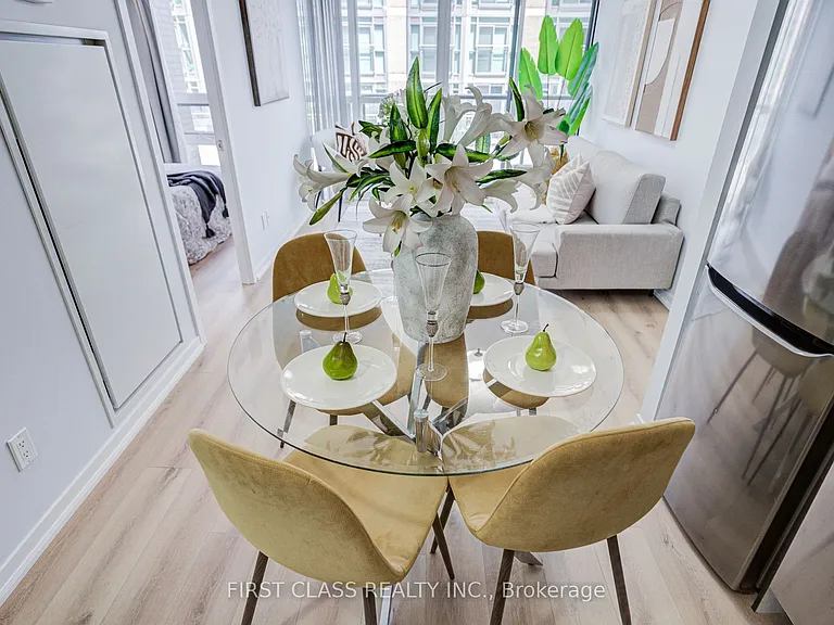 68 Abell St #527 — Photo 22