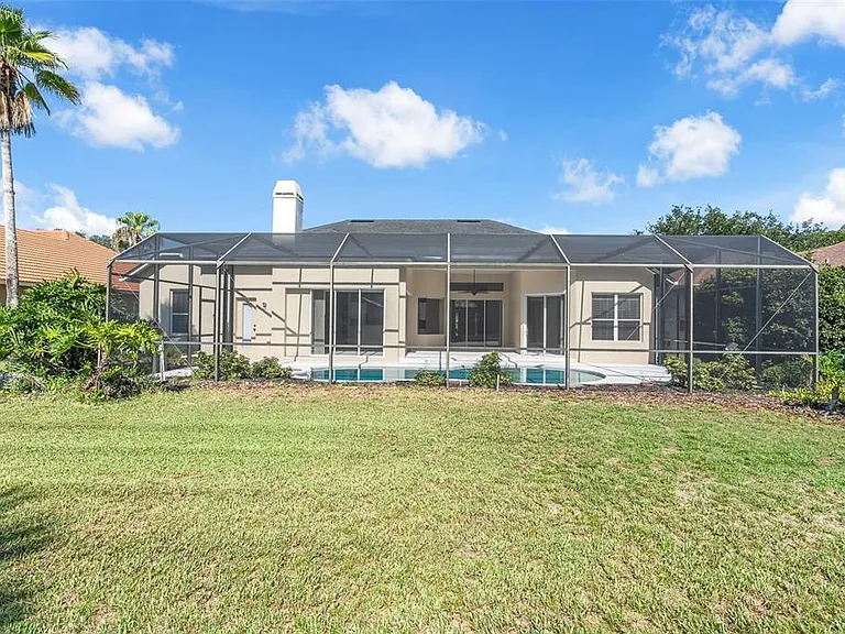 3865 Winding Lake Cir — Photo 39