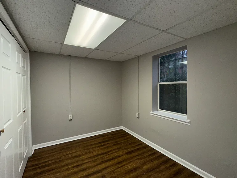 114 Celestial St — Photo 15