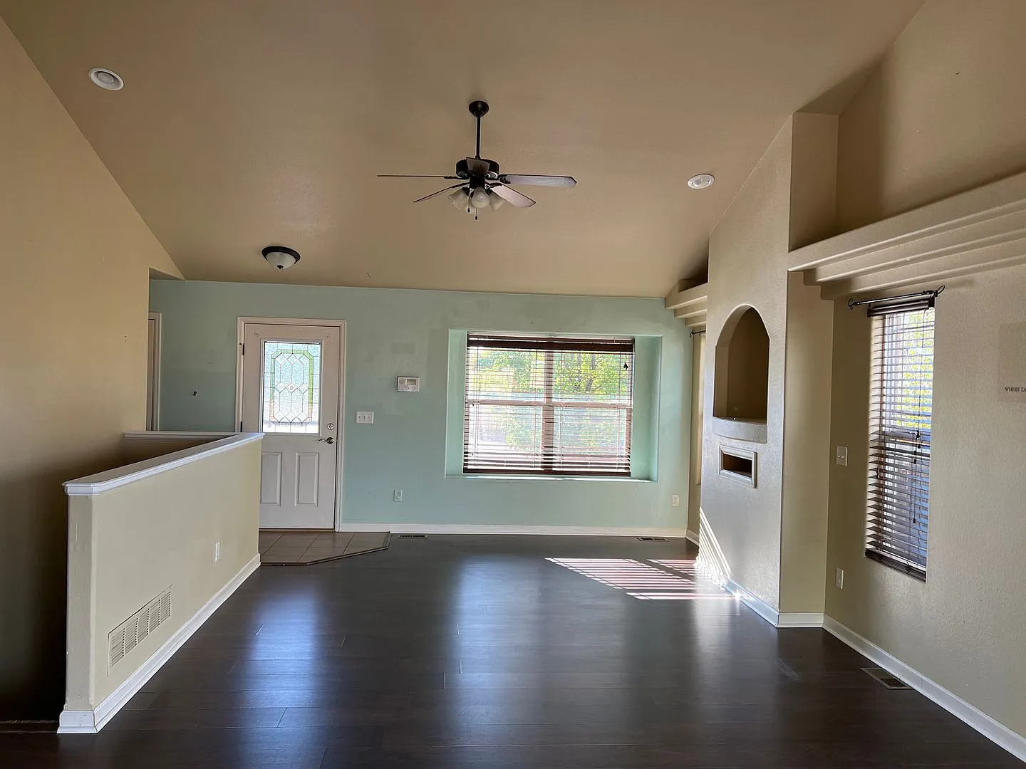 3 Bedroom 2 Bath Single Family Home — Photo 3
