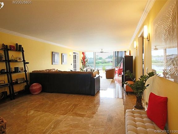 4th image of 4081 SW Parkgate Blvd APT C