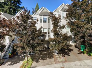 6209 SW 18th Dr, Portland, OR 97239